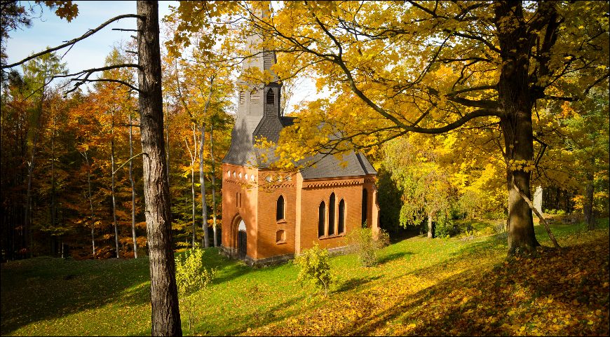 Kapelle, Kirche, Hochzeit, heiraten, idyllisch, Pfarrer, romantisch, Silberhochzeit